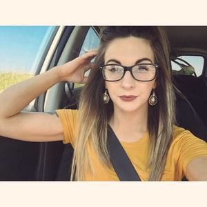 Meet your Posher, Brittnea